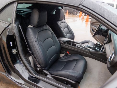 Used 2022 Chevrolet Camaro LT image 36