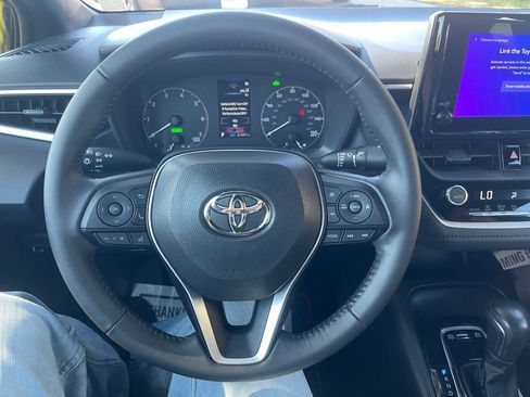 Used 2023 Toyota Corolla SE image 13