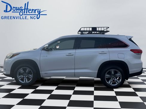 Used 2019 Toyota Highlander Limited image 2