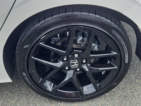 Certified 2024 Honda Civic Sport image 8