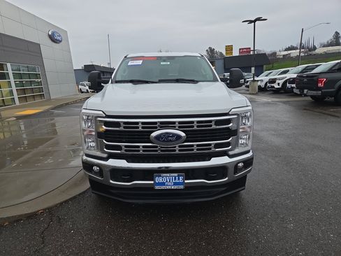 Used 2024 Ford F250 XLT image 8