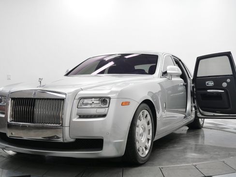 Used 2013 Rolls-Royce Ghost RWD image 5