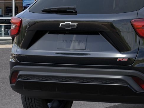 New 2026 Chevrolet Trax RS FWD image 38