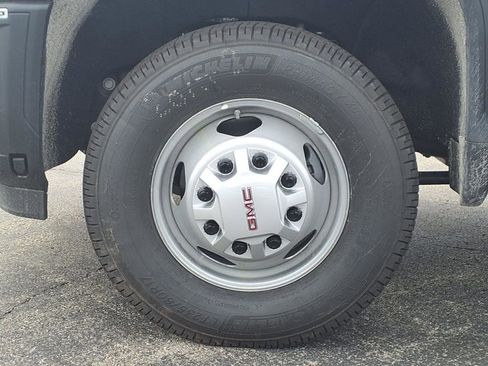 New 2025 GMC Sierra 3500 Pro w/ Convenience Package image 21