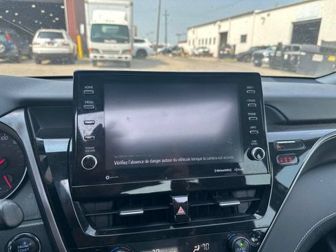 Used 2021 Toyota Camry XSE FWD image 19