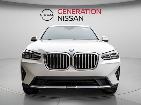 Used 2023 BMW X3 xDrive30i image 2