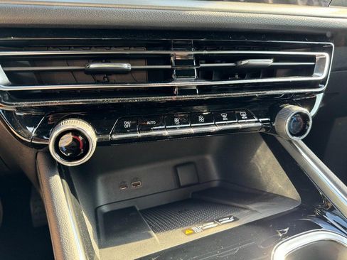 New 2026 Chevrolet Traverse LT image 13