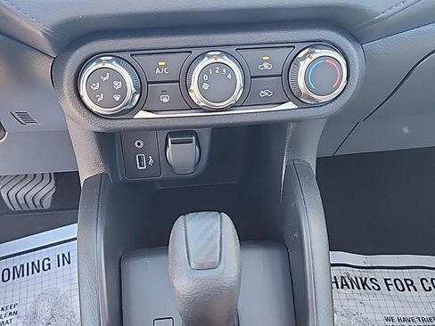 Used 2025 Nissan Versa S w/ S Plus Package image 26