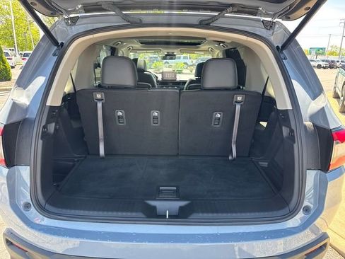 Used 2025 Honda Pilot Touring image 33