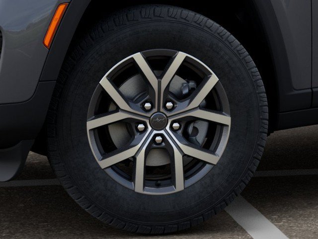 New 2027 Jeep Grand Cherokee Laredo X AWD/4WD image 8