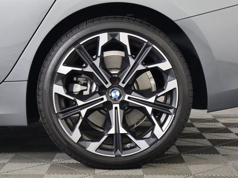 Used 2025 BMW 330i 330i w/ Premium Package image 16