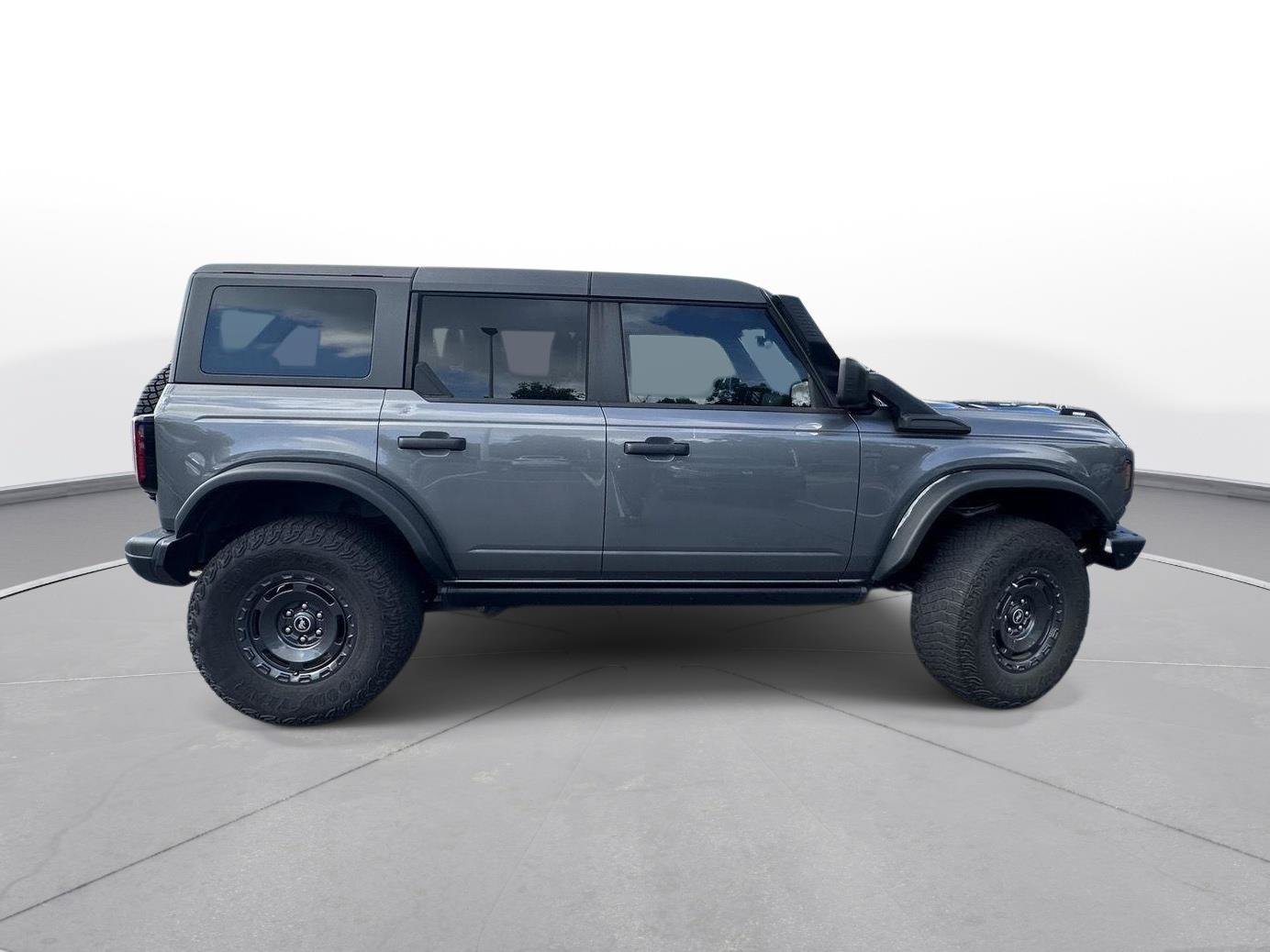 Used 2024 Ford Bronco Everglades AWD/4WD image 5