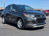 Used 2019 Chevrolet Trax LT image 2