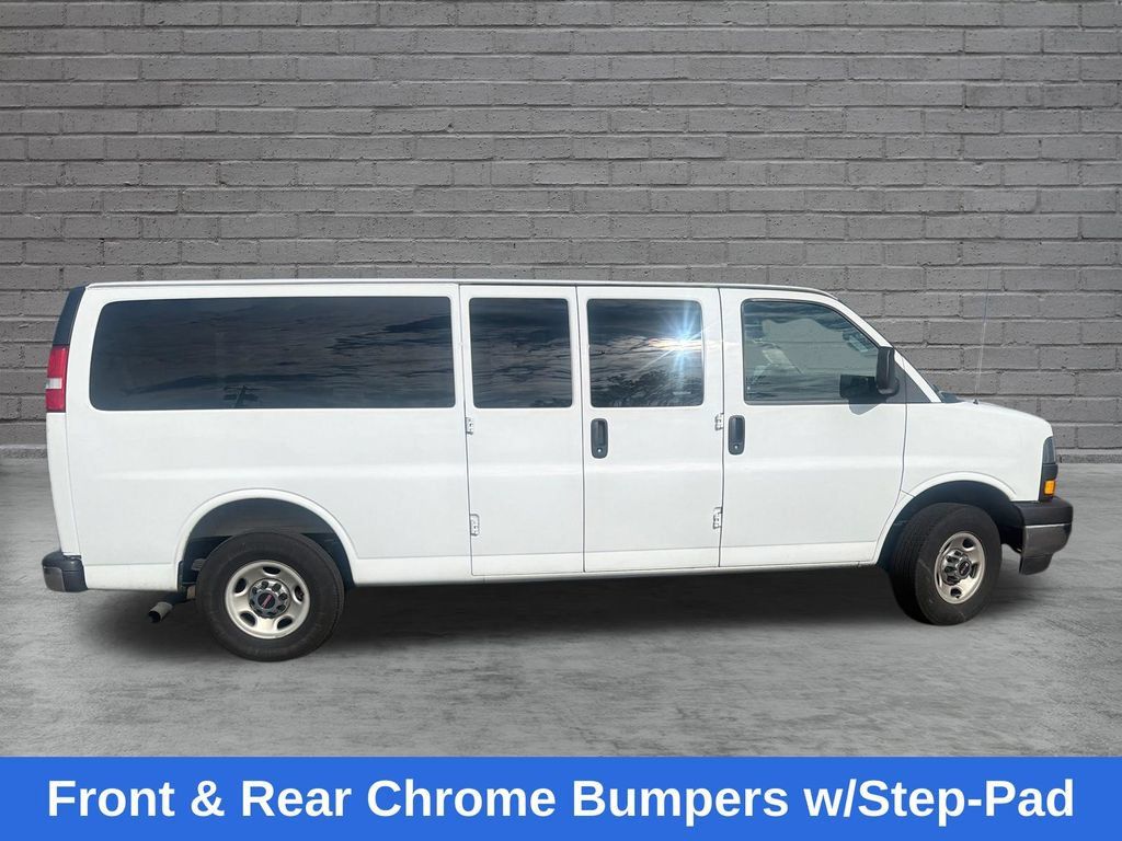 Used 2025 GMC Savana 3500 LT w/ LT Preferred Equipment Group RWD image 10
