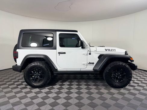 Used 2022 Jeep Wrangler Willys image 5