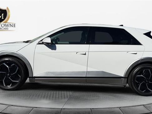 Used 2024 Hyundai Ioniq 5 Limited RWD image 2