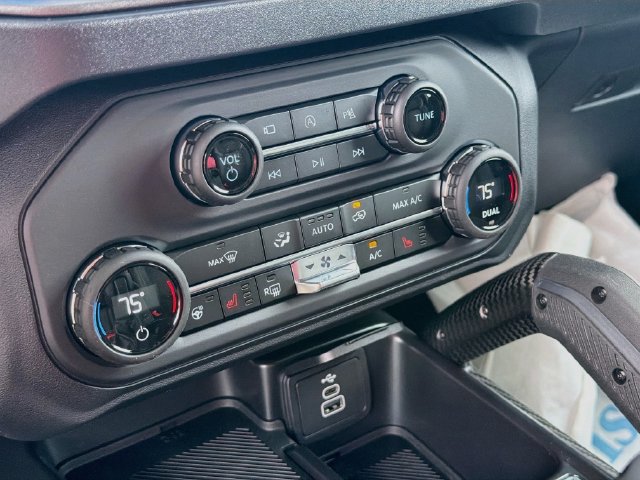 New 2026 Ford Bronco Raptor AWD/4WD image 14