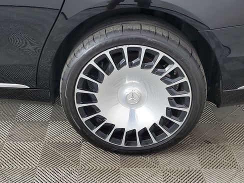 Used 2019 Mercedes-Benz Maybach S 650 image 18