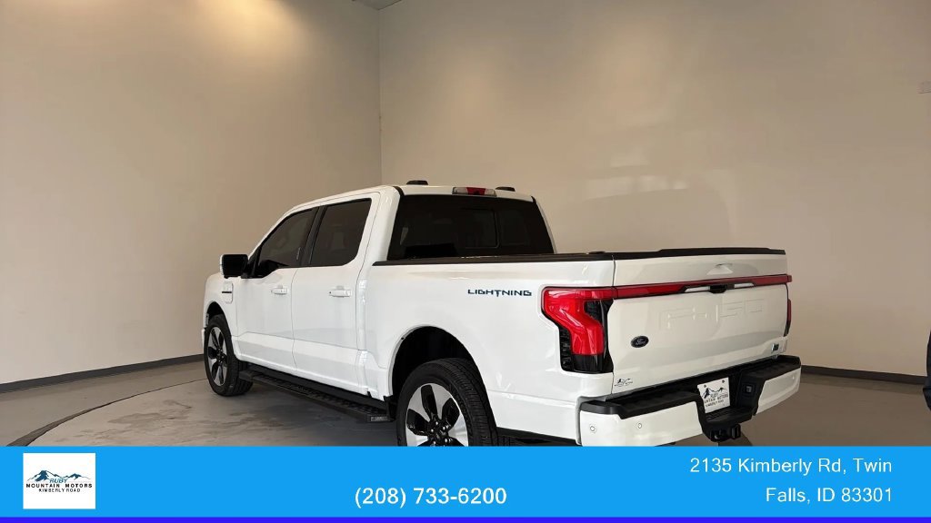 Used 2022 Ford F150 Lightning Platinum AWD/4WD image 5
