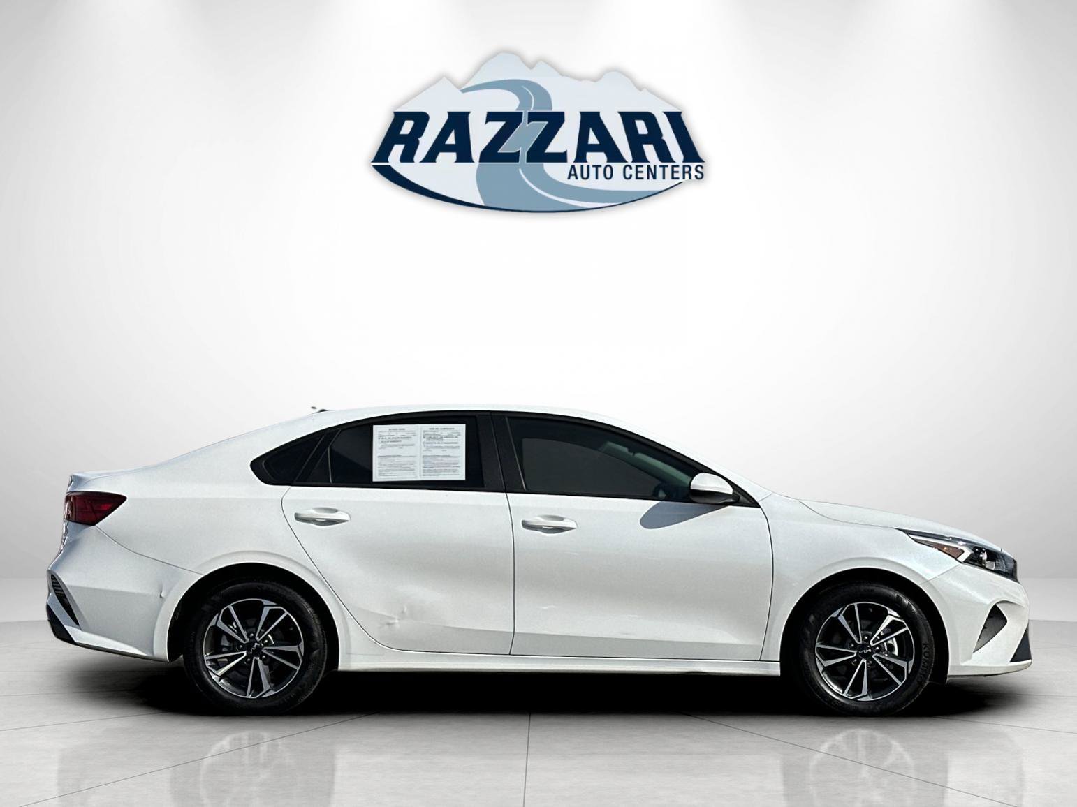Used 2024 Kia Forte LXS FWD image 2