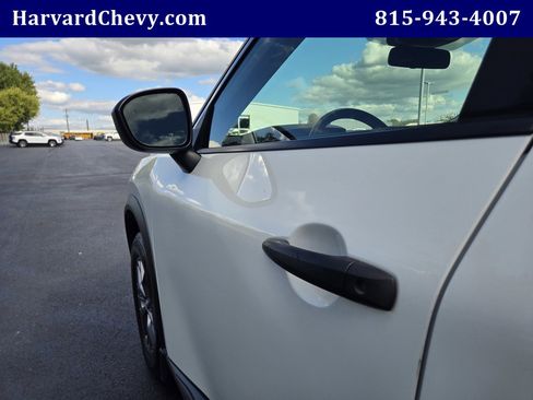 Used 2021 Nissan Rogue S image 34