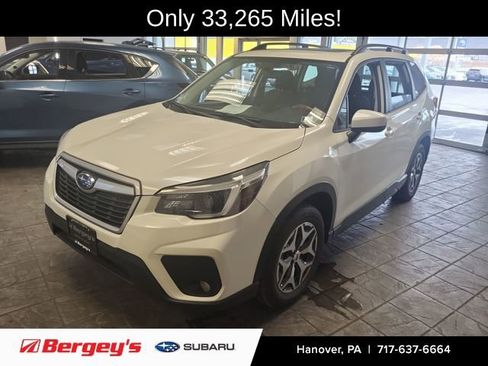 Used 2021 Subaru Forester Premium image 1