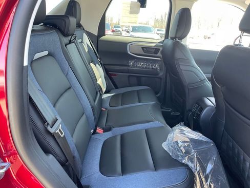 New 2025 Ford Bronco Sport Outer Banks w/ Outer Banks Tech Package+ image 14