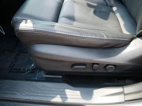Used 2022 Subaru Outback Limited AWD/4WD image 20