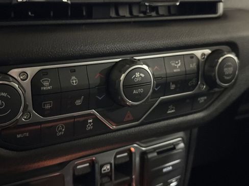 New 2026 Jeep Gladiator Sport image 14