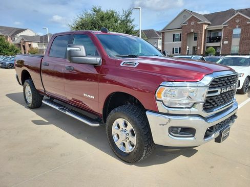 Used 2024 RAM 2500 Big Horn AWD/4WD image 33