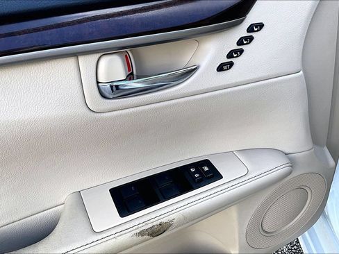 Used 2013 Lexus ES 350 w/ Premium Pkg FWD image 49