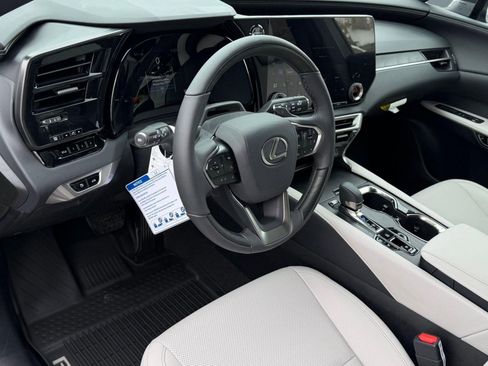 New 2026 Lexus RX 350h w/ Convenience Package image 4
