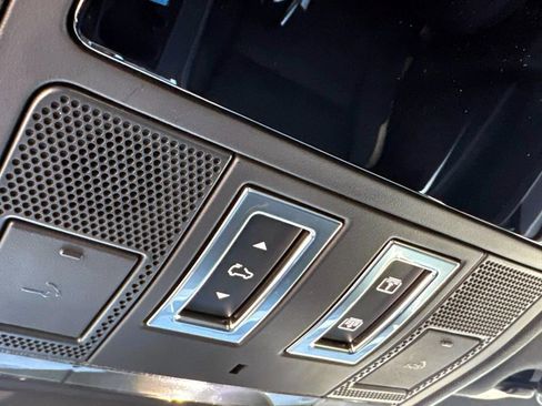 New 2025 Jaguar F-PACE R-Dynamic S image 24