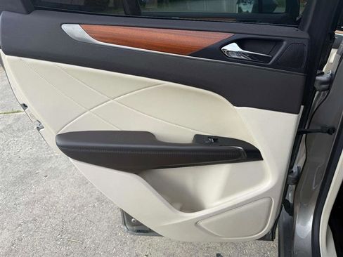 Used 2016 Lincoln MKC Reserve w/ Lincoln MKC Climate Package image 19