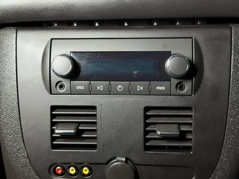 Used 2009 Chevrolet Avalanche LTZ AWD/4WD image 21