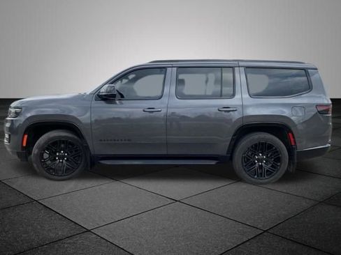 Used 2023 Jeep Wagoneer Series II image 16