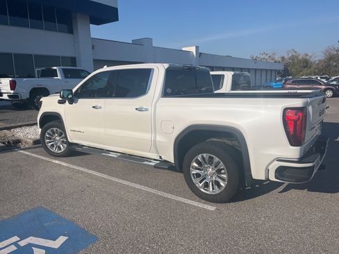 Certified 2023 GMC Sierra 1500 Denali w/ Technology Package image 3