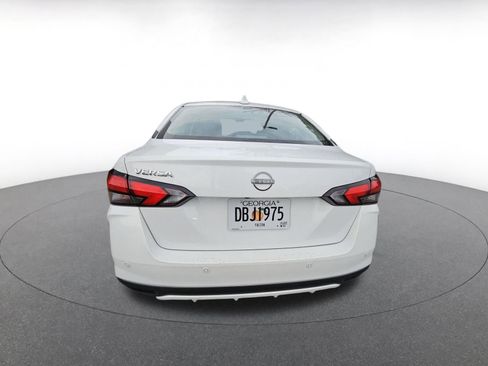 Used 2025 Nissan Versa SV image 6