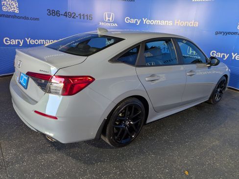 Certified 2022 Honda Civic Sport image 4