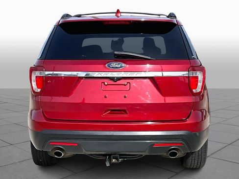 Used 2017 Ford Explorer FWD image 5