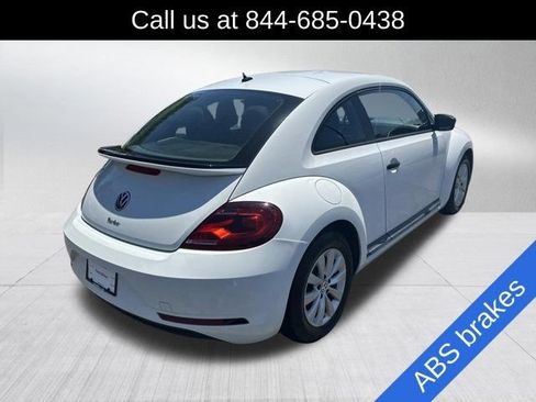 Used 2017 Volkswagen Beetle 1.8T S FWD image 5