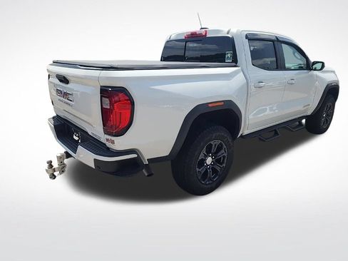 Used 2024 GMC Canyon Elevation w/ Elevation Premium Package RWD image 4