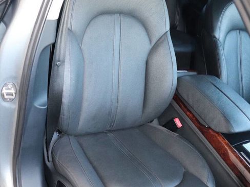 Used 2013 Audi A8 L 3.0T w/ Driver Assistance Pkg image 41