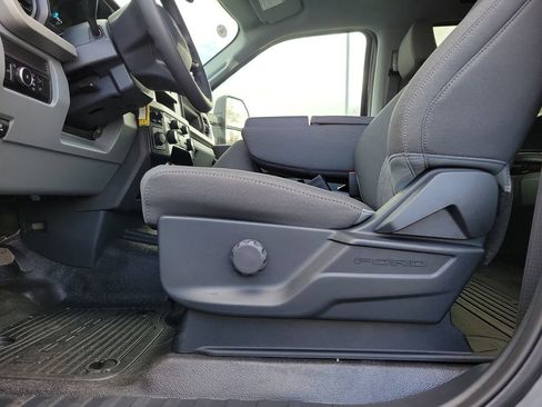 New 2026 Ford F450 XL w/ 360-Degree Camera Package image 17