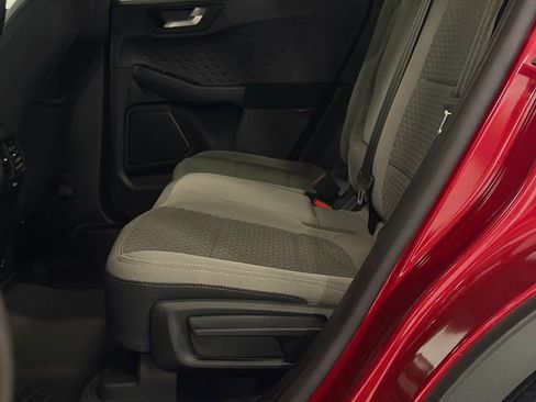 Used 2020 Ford Escape SE FWD image 24