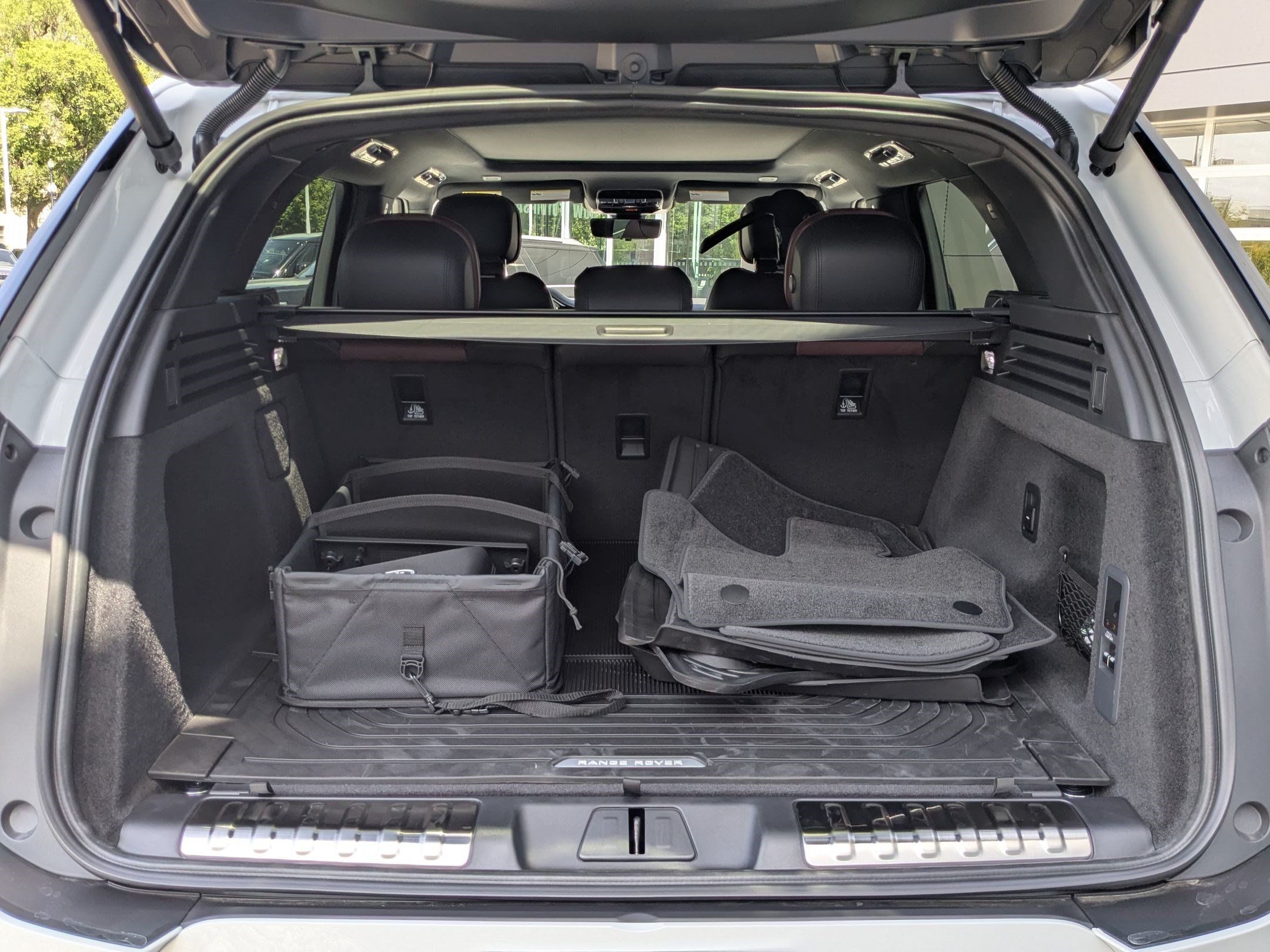 New 2026 Land Rover Range Rover Sport Dynamic SE AWD/4WD image 30