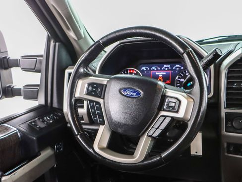 Used 2021 Ford F250 Lariat image 12