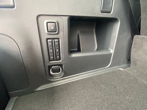 New 2026 Ford Expedition Active image 28