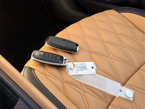 Used 2024 Nissan Sentra SV w/ SV Premium Package image 3