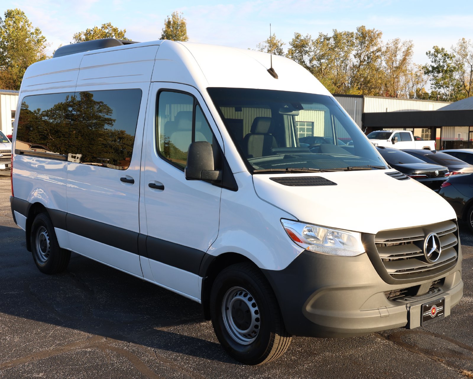 Used 2024 Mercedes-Benz Sprinter 2500 image 6